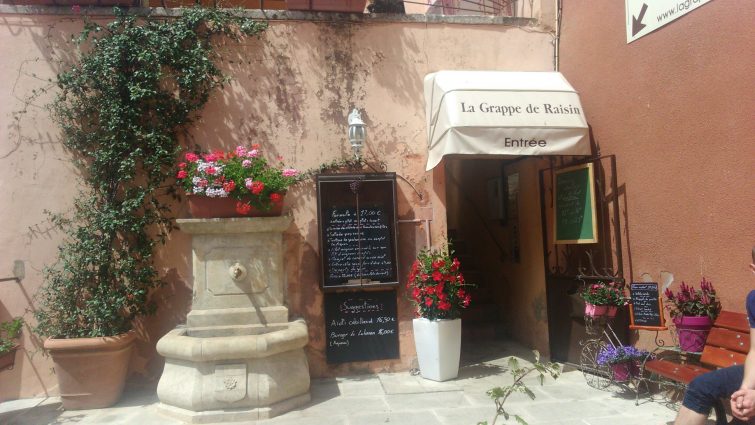 Restaurant la Grappe de Raisin, Roussillon