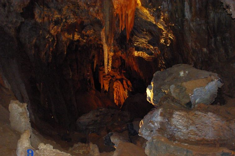 Les Grotte de la Devèze, Haut-Languedoc