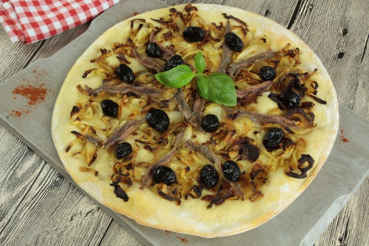 La fameuse pissaladière niçoise.