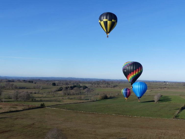 Carladez dans l'Aveyron en montgolfière