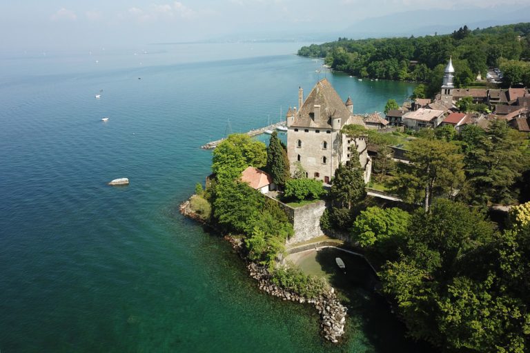 Les 16 plus beaux villages de Savoie