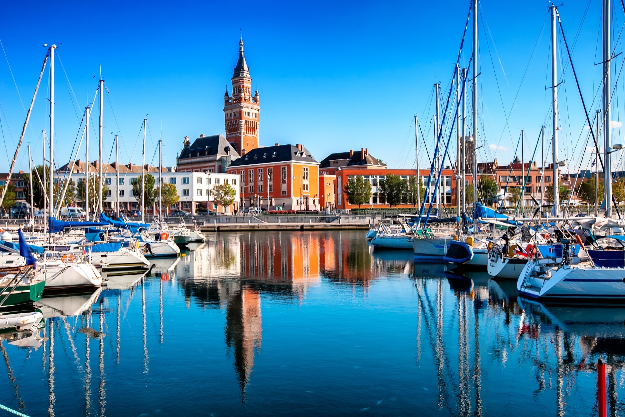La ville historique de Dunkerque, la côte atlantique de l'océan, France