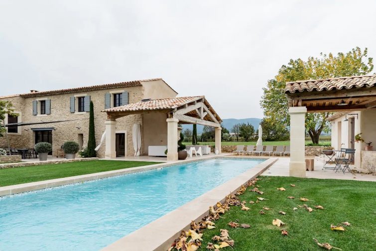 Luxury Provencal Farmhouse Estate, outdoor Pool