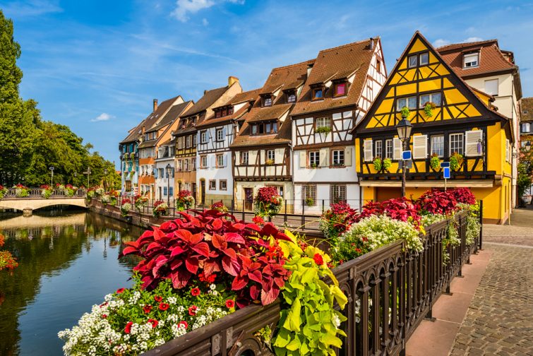 Vieille ville de Colmar, Alsace, France par jour ensoleillé
