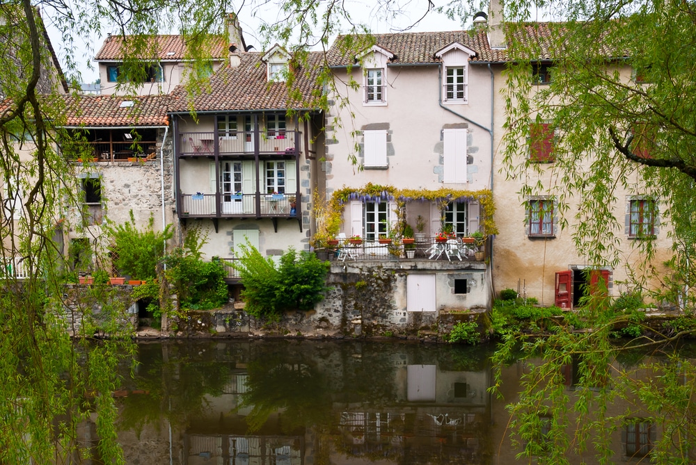 Les 13 Choses Incontournables à Faire Dans Le Cantal