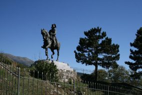 Roadtrip sur la Route Napoléon : les étapes incontournables