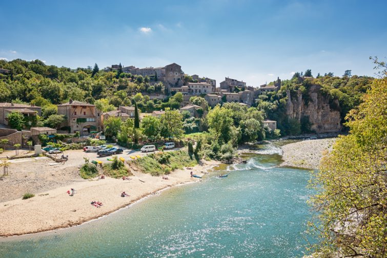 villages en ardèche