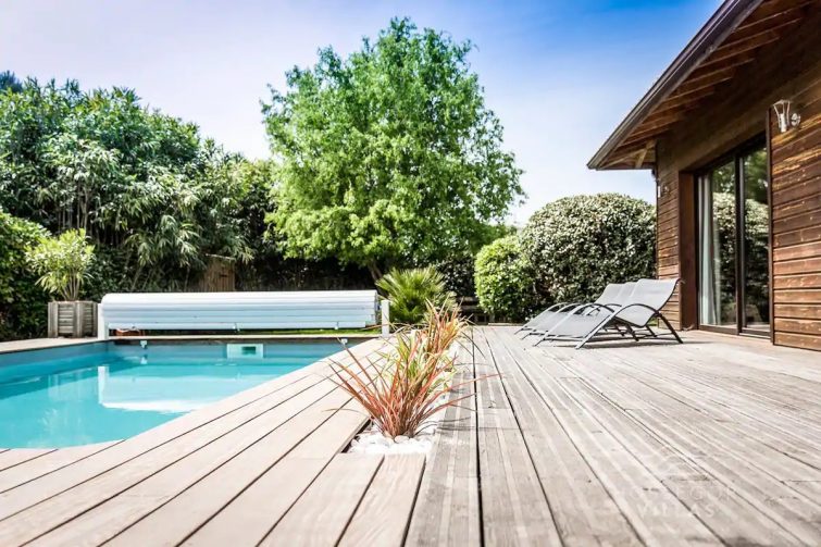 CARLOTTA Maison bois avec piscine chauffée et Jacuzzi à Seignosse