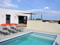 Villa d'architecte avec piscine à La Palme