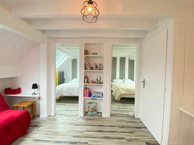 TRIPLEX 65M2 STYLE CHALET. WIFI PARKING BALCON SUD