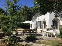 Proche des plages, Maison dans grand jardin