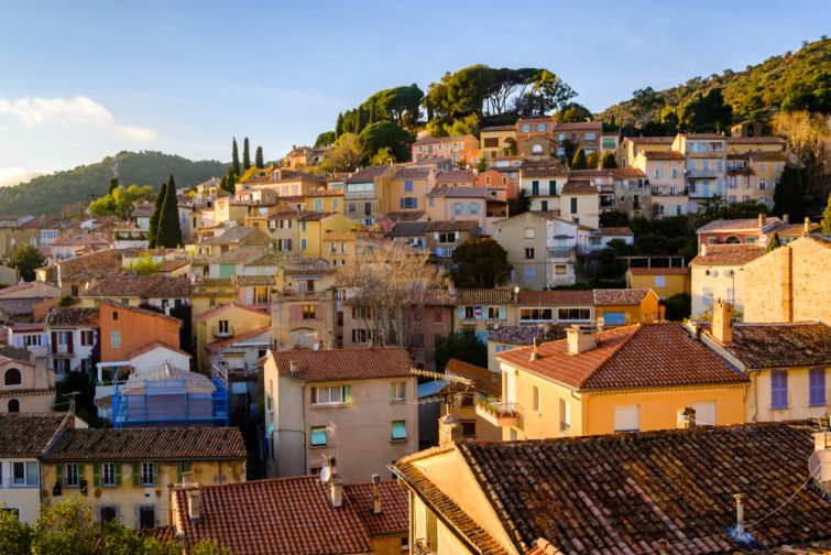 Bormes les mimosas village