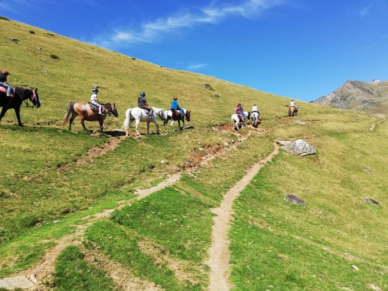 Randonnée à cheval, La Mongie