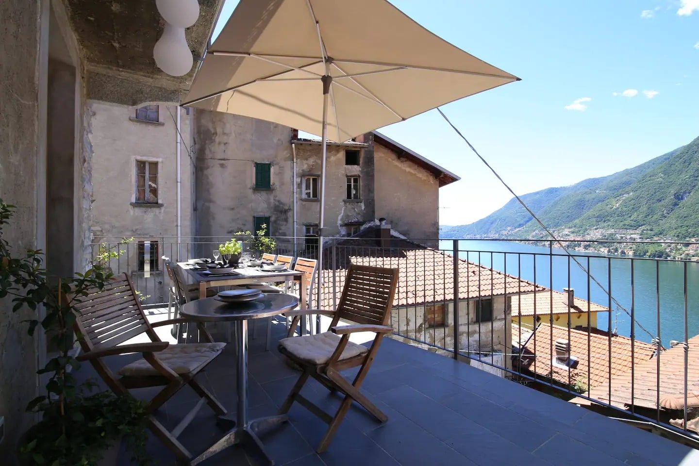 Lac De Come Airbnb