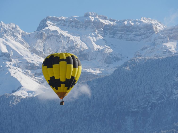 Montgolfiere alpes