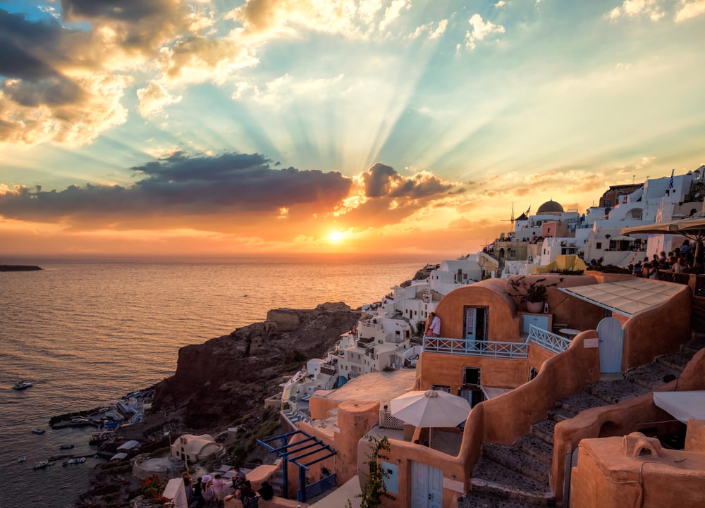 Les 8 meilleures balades en bateau autour de Santorin