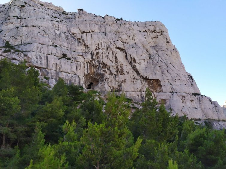 La grotte de Saint-Michel-d’Eau Douce - randonnées Marseille