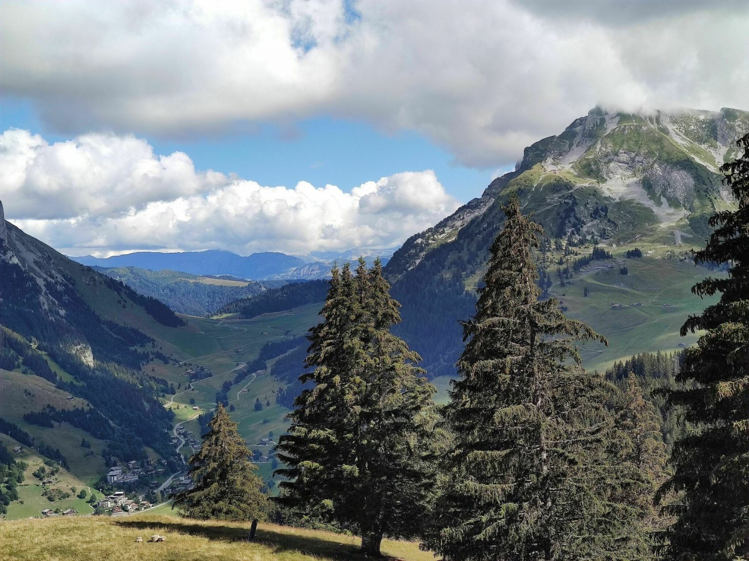 Les 8 Plus Belles Randonnées à Faire à La Clusaz 9497