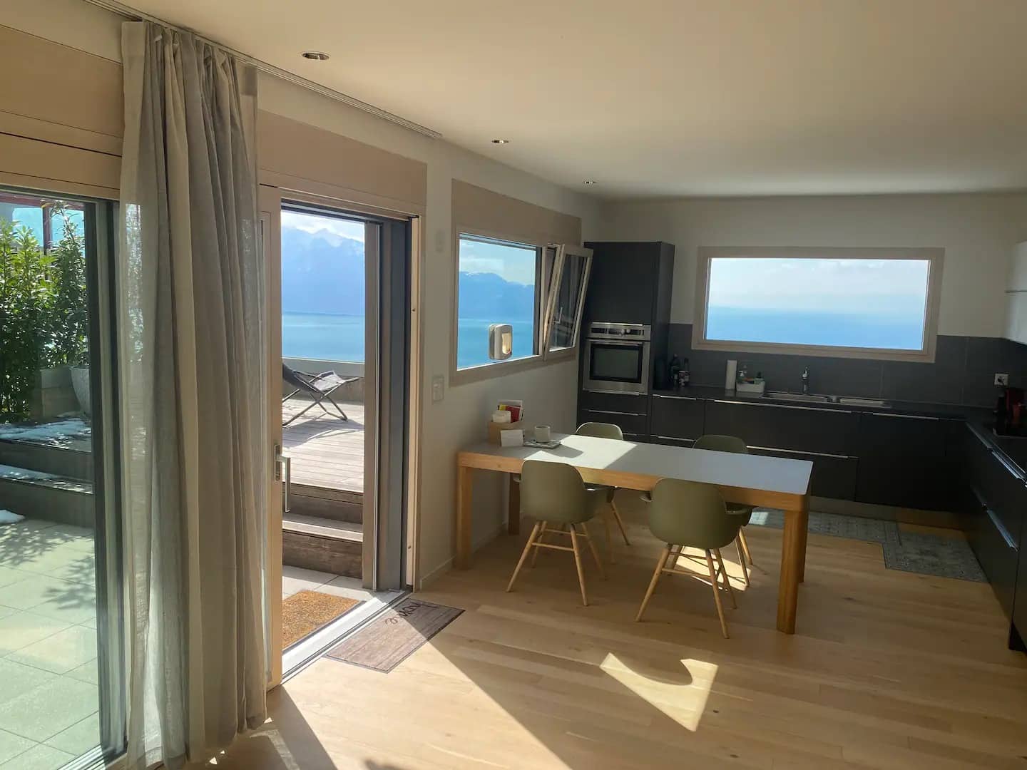 Airbnb Lac Léman les 11 meilleures locations Airbnb autour du Lac Léman