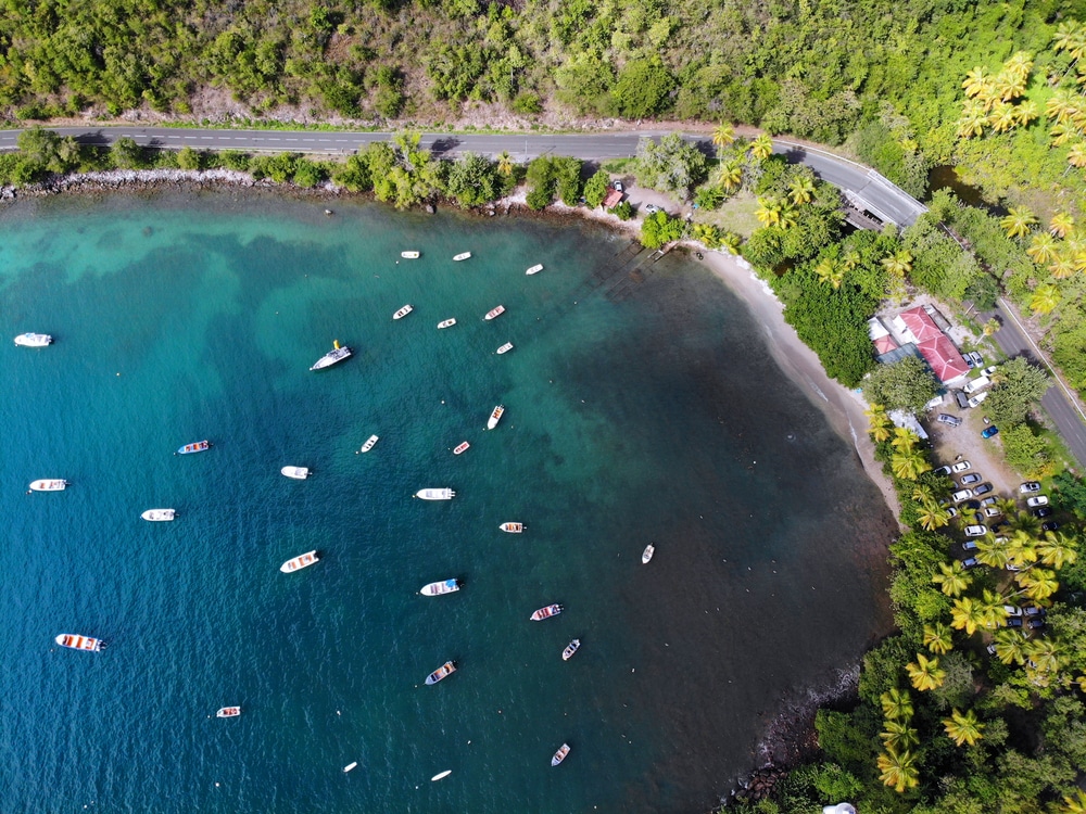 Survoler l’île en hélicoptère