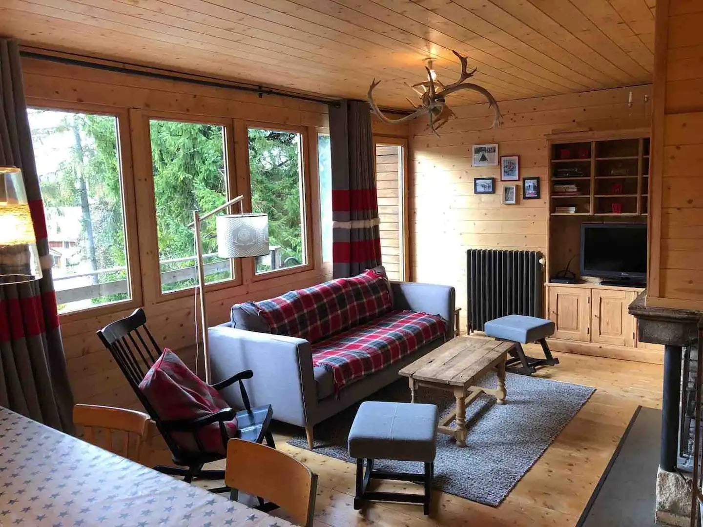 Les 9 Plus Beaux Chalets Du Jura