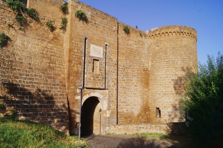 La forteresse Albornoz
