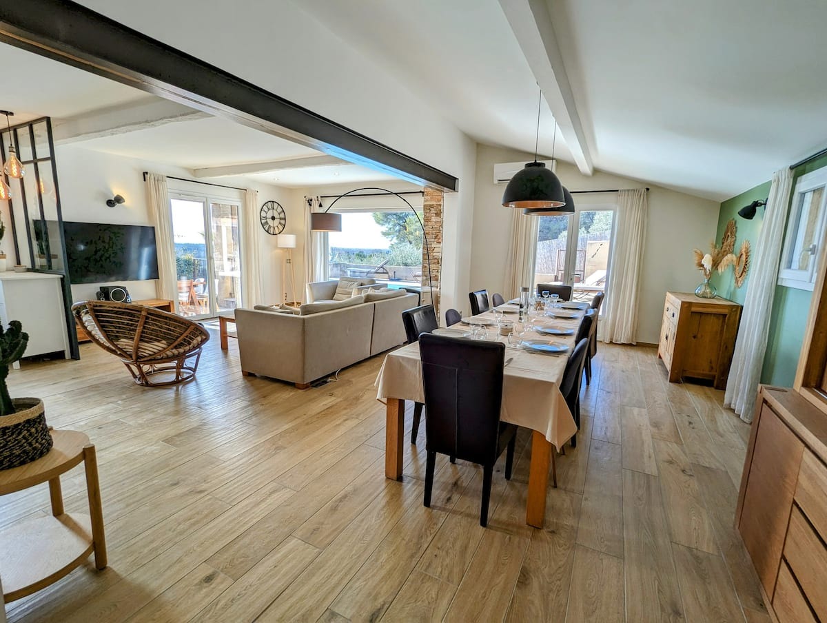 Villa en campagne avec piscine et vue magnifique