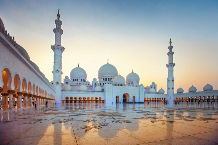 La grande mosquée Sheikh Zayed - location bateau Dubaï