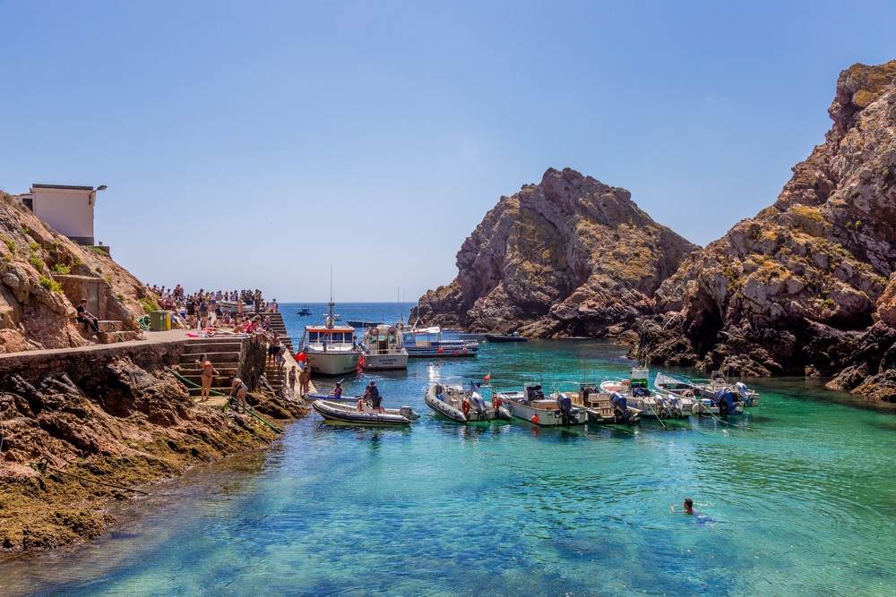 Bateaux sur les îles Berlengas