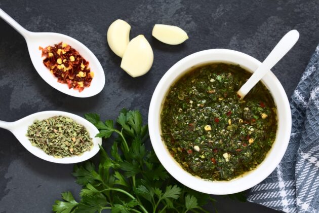 La salsa chimichurri