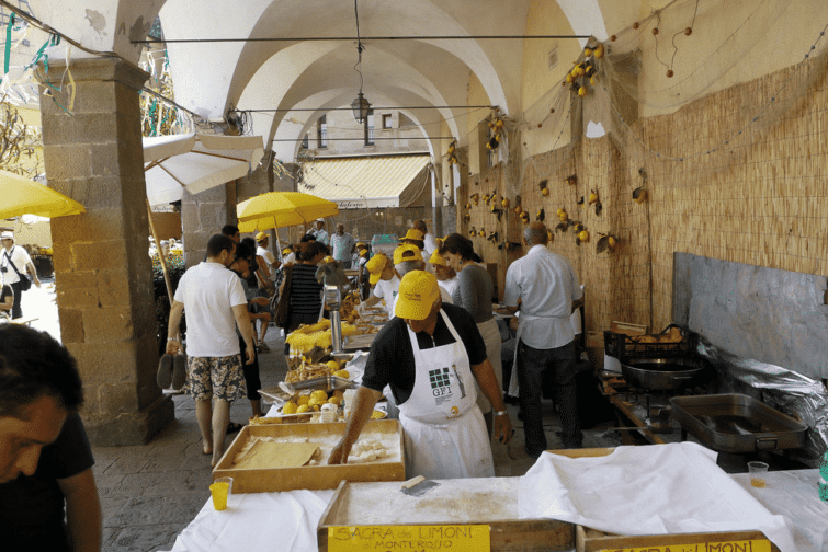La fête du citron - visiter Monterosso al Mare