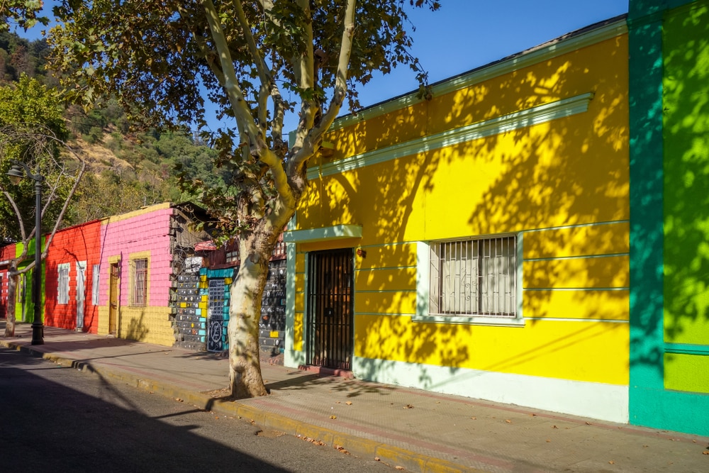 Maisons colorées dans le centre de Santiago