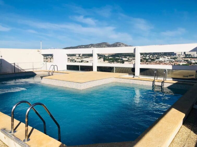 Airbnb avec piscine à Marseille