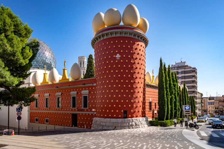Le Théâtre-musée Dalí - visiter Figueres