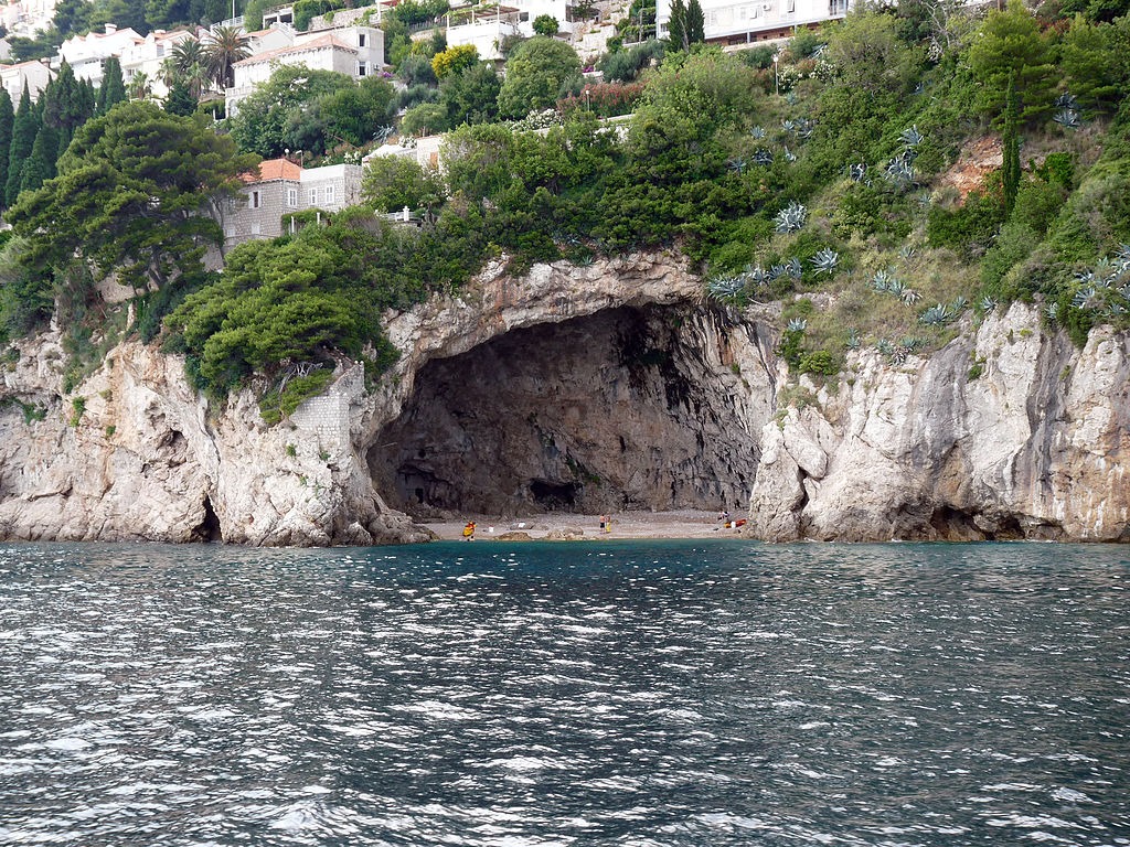 Plage Dubrovnik : plage de la grotte de Betina