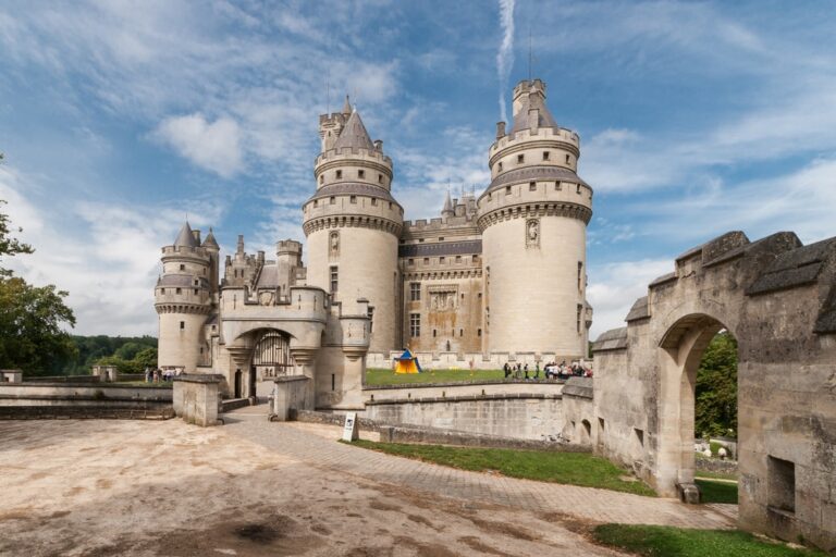 Le château fort à l'heure médiévale