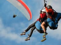 4 expériences de saut en parachute en Bourgogne