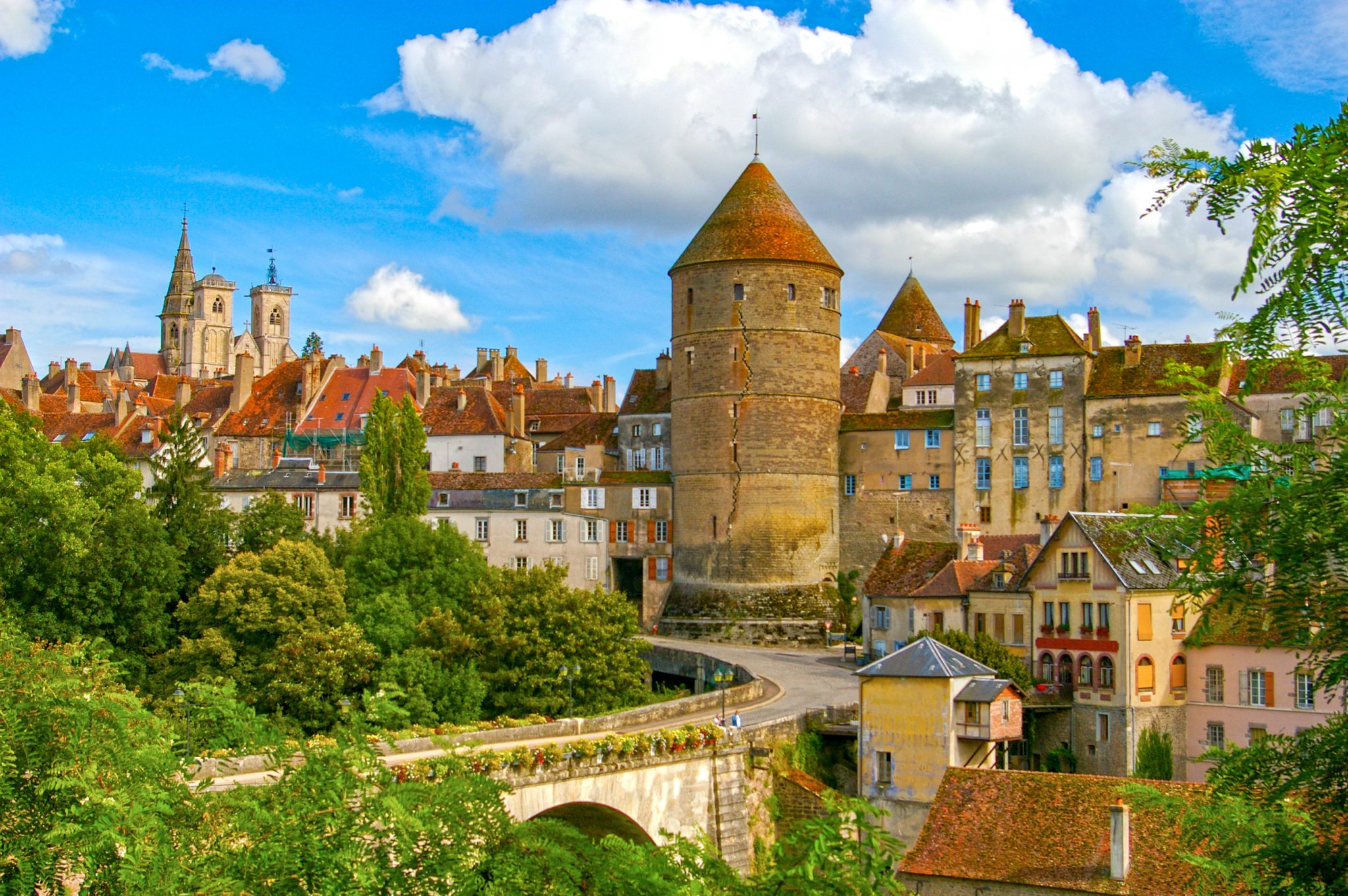 Les 14 plus beaux villages de Bourgogne Franche-Comté