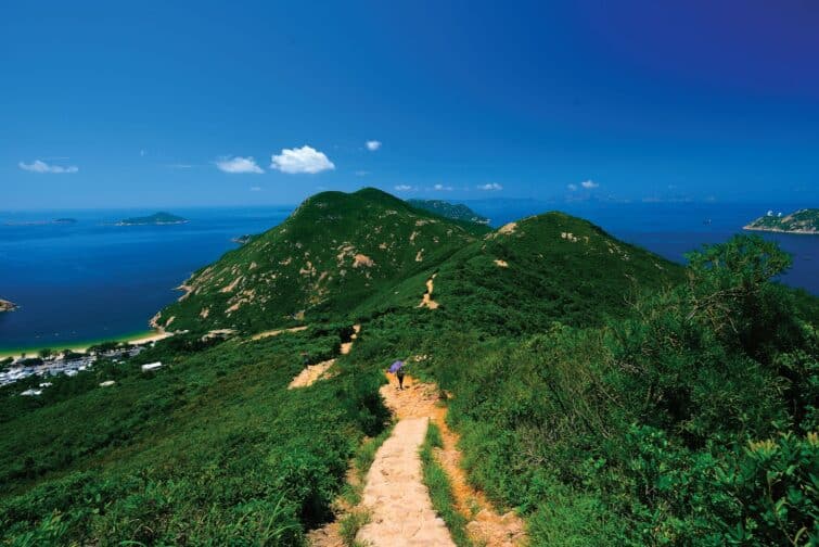 6 caminatas para descubrir el archipiélago de Hong Kong