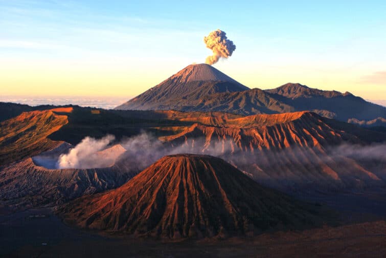 volcan de Java en Indonésie