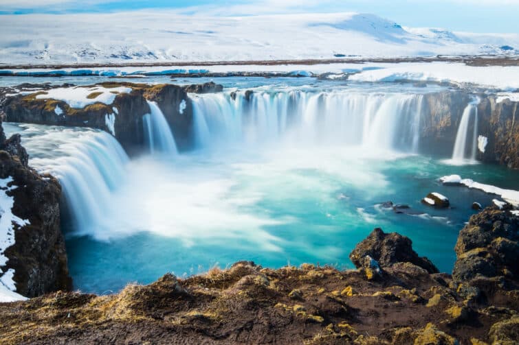 Godafoss, l'une des cascades les plus célèbres d'Islande.
