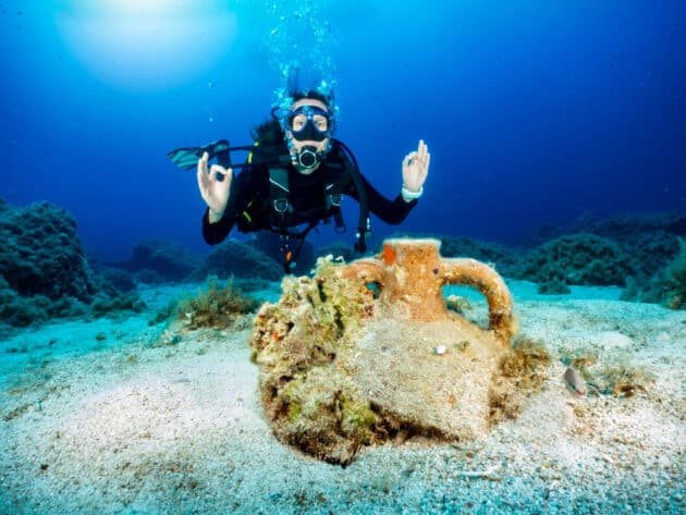 Dans quelle île faire de la plongée dans les Cyclades ?