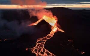 coulée lave volcan éruption Islande