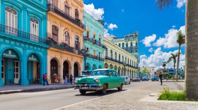 voiture à la havane pour un voyage à Cuba