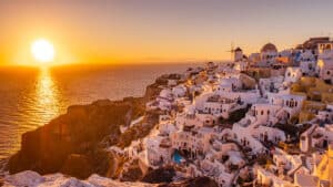 coucher de soleil coloré dans les Cyclades