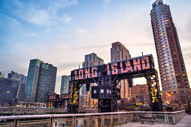 long island city queens loger new york