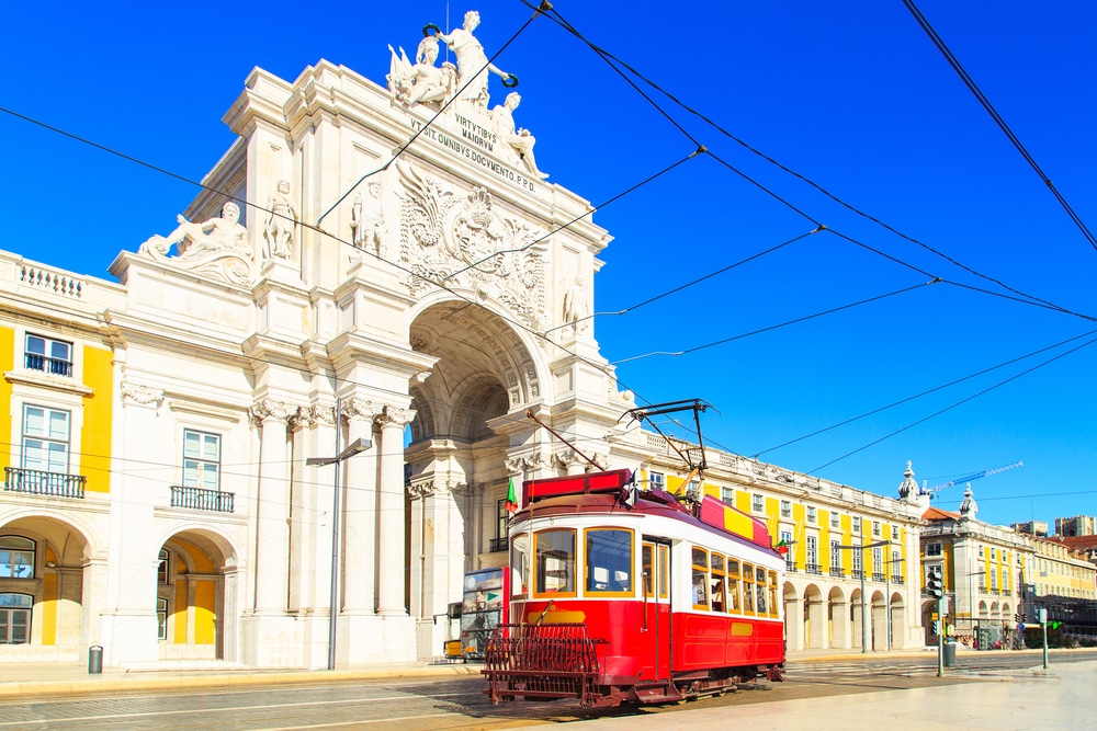 quartiers colorés Lisbonne Baixa Praca de Comercio