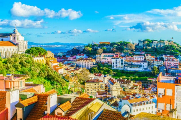quartiers colorés Lisbonne panorama sur la ville