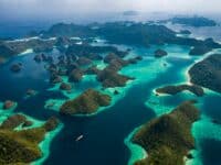 Raja Ampat vue du ciel : Les meilleures choses à faire à Raja Ampat en Indonésie