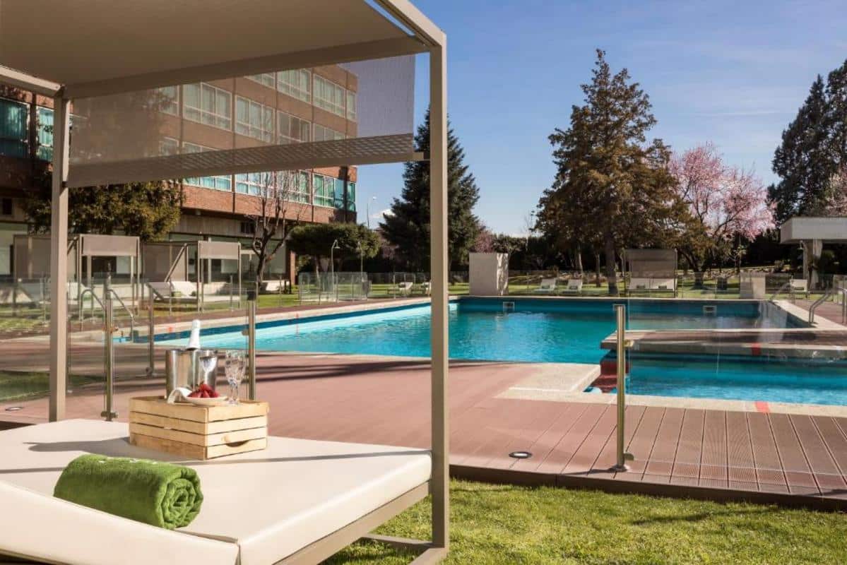 Los 10 mejores hoteles con piscina en Madrid